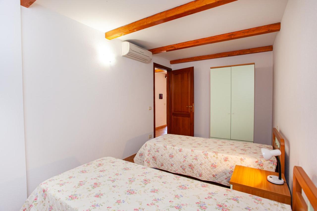 Appartamento Sole Mare Citai 산테오도로 외부 사진